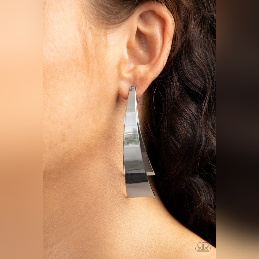 Egyptian Edge Post Earrings